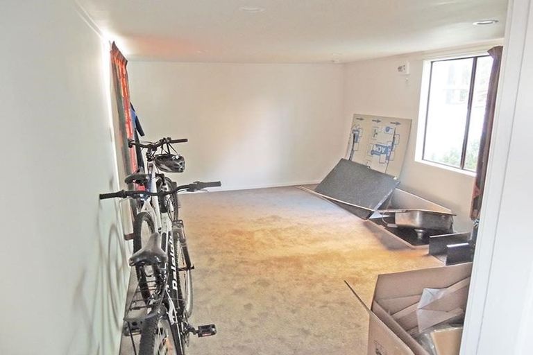 Photo of property in 50 Redcrest Avenue, Red Hill, Papakura, 2110