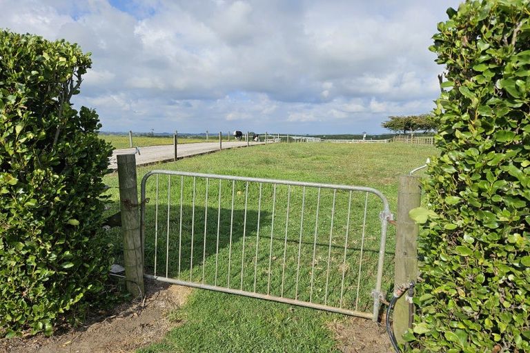 Photo of property in 2155c State Highway 2, Pukehina, 3186