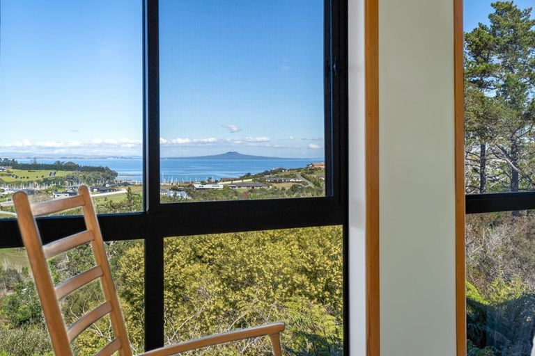 Photo of property in 8 Clayden Drive, Gulf Harbour, Whangaparaoa, 0930