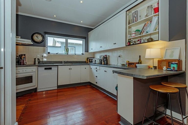 Photo of property in 385 Botanical Road, West End, Palmerston North, 4412