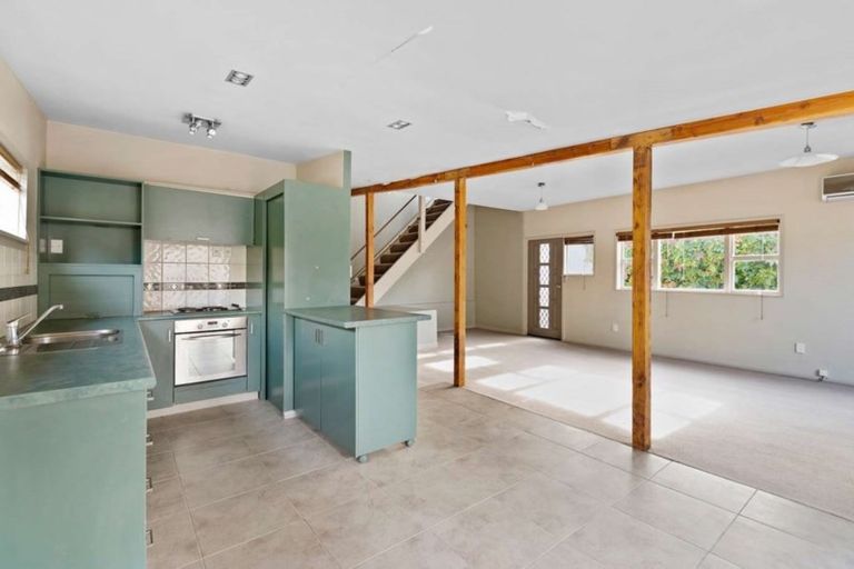 Photo of property in 61a Main Road, Redcliffs, Christchurch, 8081