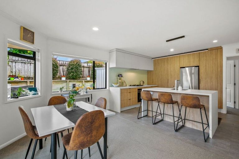 Photo of property in 4 Maple Crescent, Whalers Gate, New Plymouth, 4310