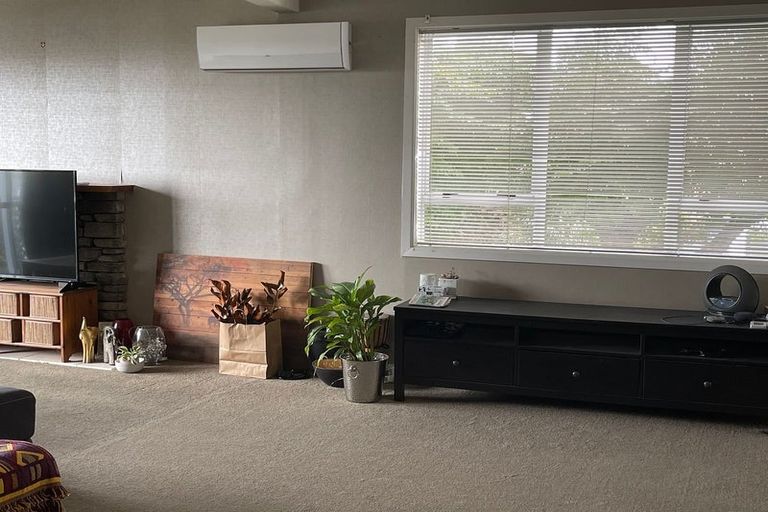 Photo of property in 1/142 Clovelly Road, Bucklands Beach, Auckland, 2012