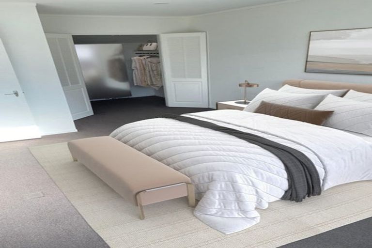 Photo of property in 42 Akaroa Drive, Maupuia, Wellington, 6022