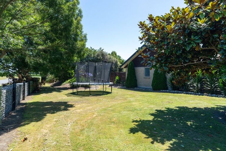 Photo of property in 38 Saint Laurent Way, Ohau, Levin, 5570