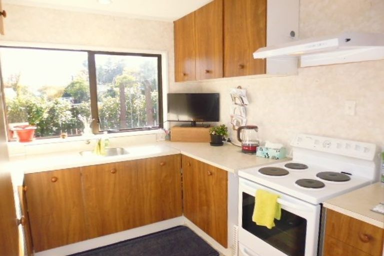 Photo of property in 12 Kennedy Grove, Stokes Valley, Lower Hutt, 5019
