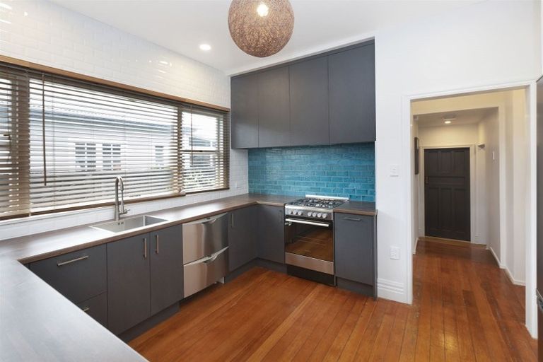 Photo of property in 65 Opawa Road, Waltham, Christchurch, 8023