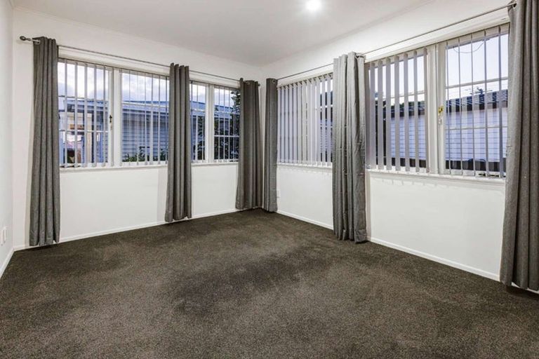 Photo of property in 45 Puriri Road, Manurewa, Auckland, 2102