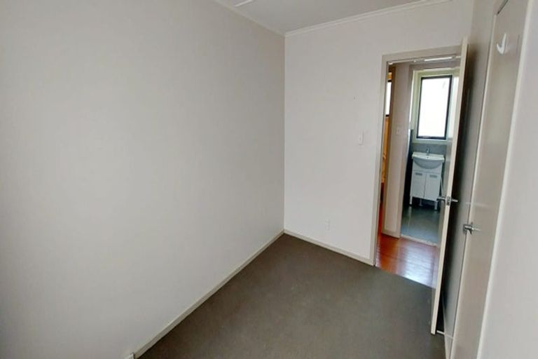 Photo of property in 45 Coniston Avenue, Te Atatu South, Auckland, 0610