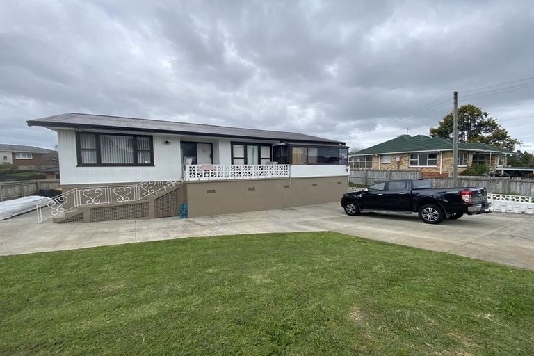 Photo of property in 25 Miles Avenue, Papatoetoe, Auckland, 2025