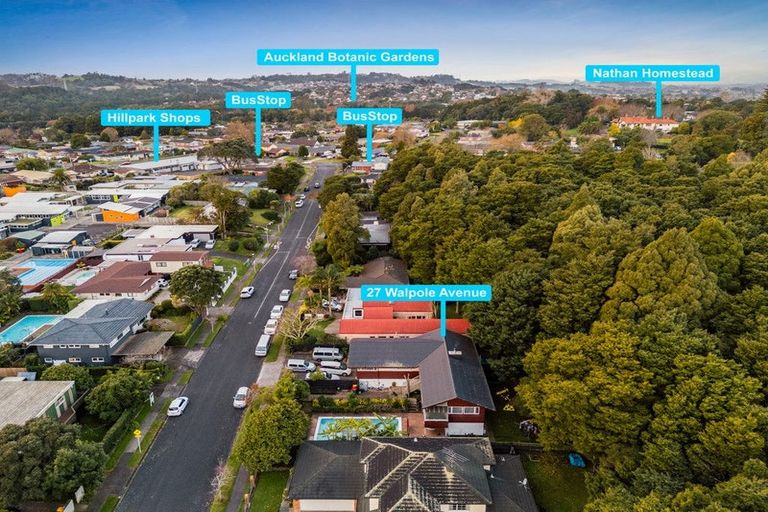 Photo of property in 27 Walpole Avenue, Hillpark, Auckland, 2102