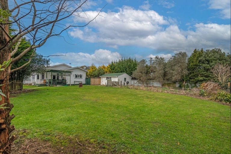 Photo of property in 16 Lyon Street, Marton, 4710