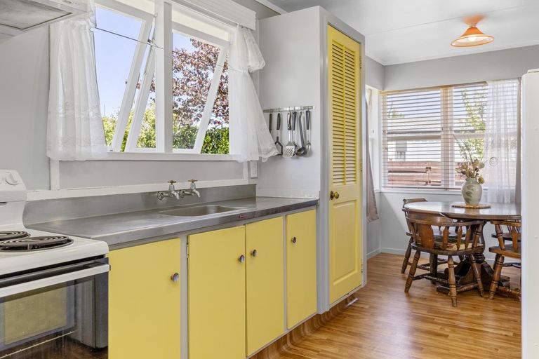 Photo of property in 103 Richmond Avenue, Richmond Heights, Taupo, 3330