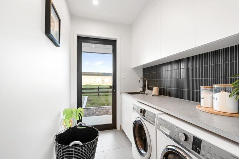 Photo of property in 75 Orchardist Way, Ngahinapouri, Ohaupo, 3882