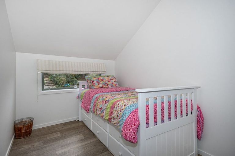 Photo of property in 22 Beach Road, Onerahi, Whangarei, 0110