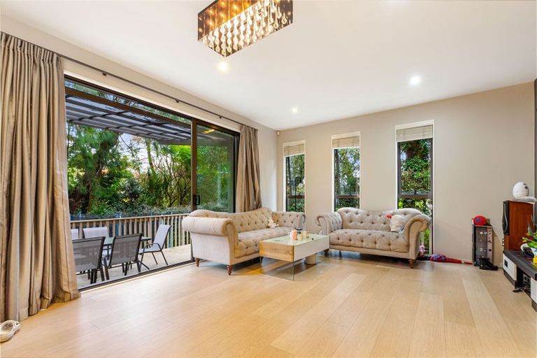 Photo of property in 32c Bayview Road, Bayview, Auckland, 0629