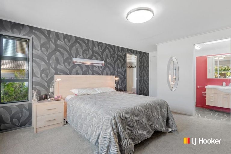 Photo of property in 22 Kura Place, Mosgiel, 9024