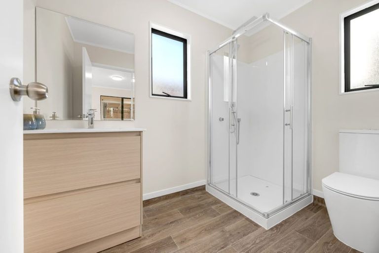 Photo of property in 48 Chelburn Crescent, Mangere East, Auckland, 2024