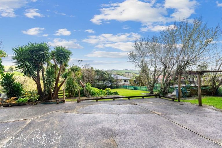 Photo of property in 111 Hurndall Street East, Maungaturoto, 0520