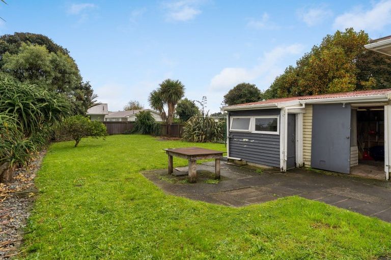 Photo of property in 43 Aotaki Street, Otaki, 5512