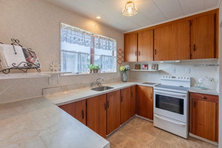 Photo of property in 3/3 Church Road, Taradale, Napier, 4112