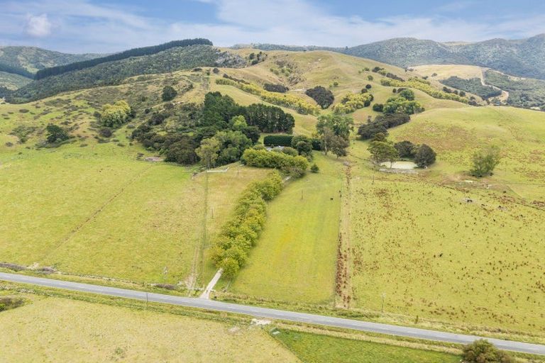 Photo of property in 378 Wimbledon Road, Porangahau, 4292