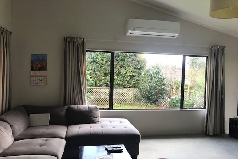Photo of property in 15a Nola Avenue, Raumati Beach, Paraparaumu, 5032