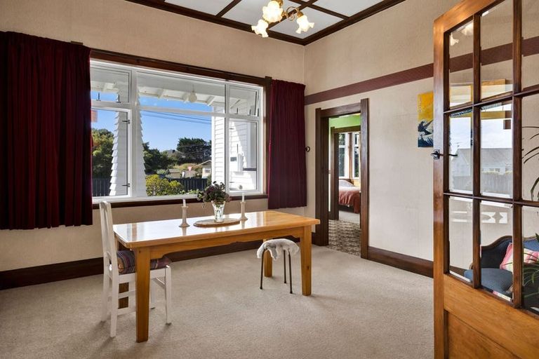 Photo of property in 8 Lincoln Street, Patea, 4520