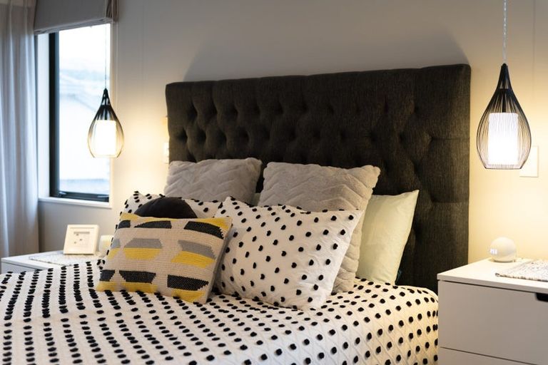 Photo of property in 13 Claverton Grove, Churton Park, Wellington, 6037