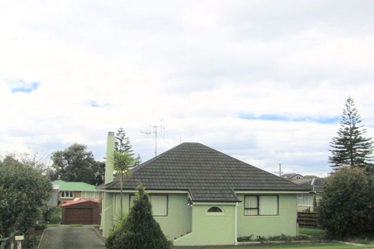 Photo of property in 103 Oceanview Road, Mount Maunganui, 3116