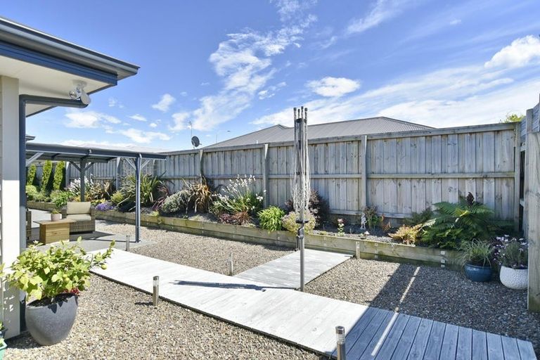 Photo of property in 21 Tutton (pvt) Mews, Rangiora, 7400