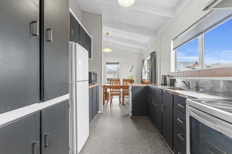 Photo of property in 219 Parklands Avenue, Bell Block, New Plymouth, 4312