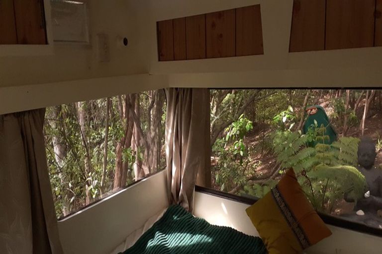 Photo of property in 126 Lone Kauri Road, Karekare, Auckland, 0772