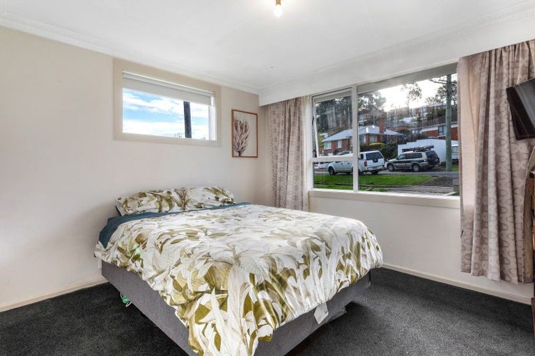 Photo of property in 12 Waldron Crescent, Green Island, Dunedin, 9018