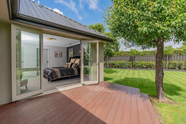 Photo of property in 5 Orchard Grove, East Taieri, Mosgiel, 9024