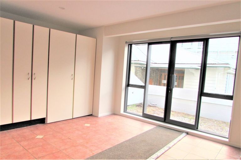 Photo of property in 143-145 Ghuznee Street, Te Aro, Wellington, 6011