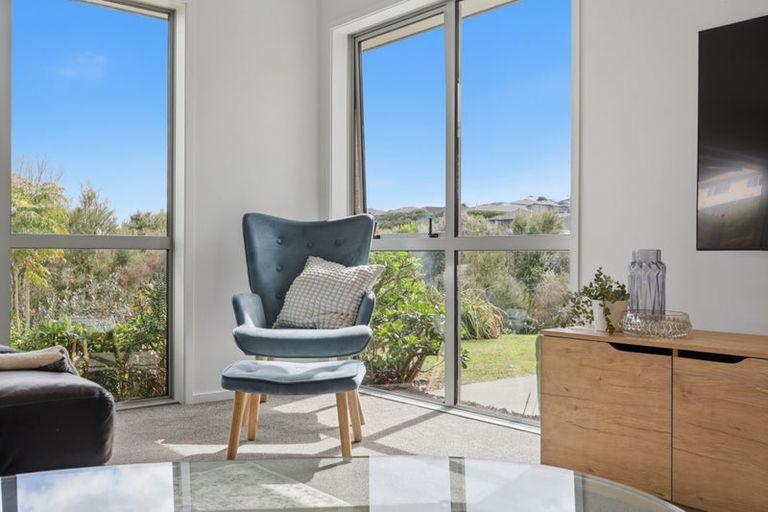 Photo of property in 35 Anne Burton Drive, Warkworth, 0910