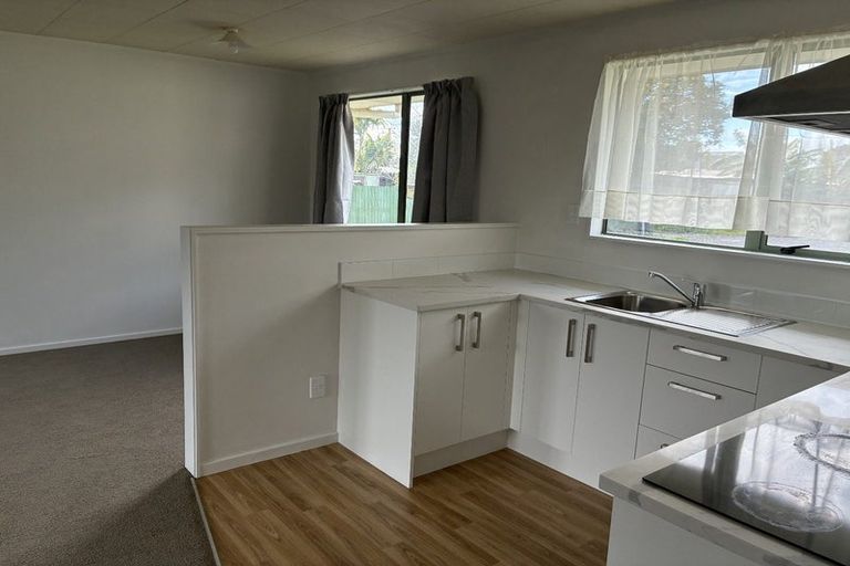 Photo of property in 16 Steven Street, Mangere East, Auckland, 2024