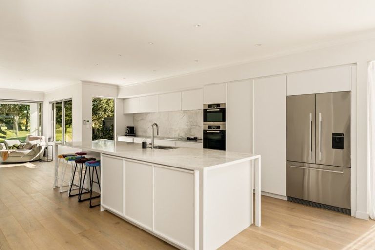 Photo of property in 194 Oceanbeach Road, Mount Maunganui, 3116