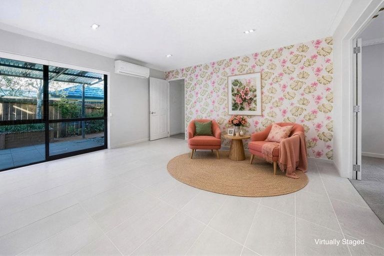 Photo of property in 22 Travis View Drive, Fairview Heights, Auckland, 0632