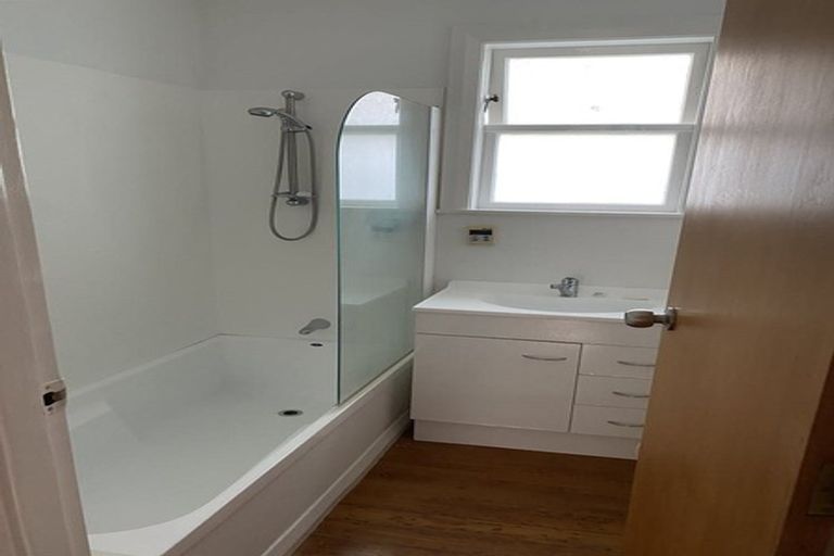 Photo of property in 17a Stephen Street, Johnsonville, Wellington, 6037