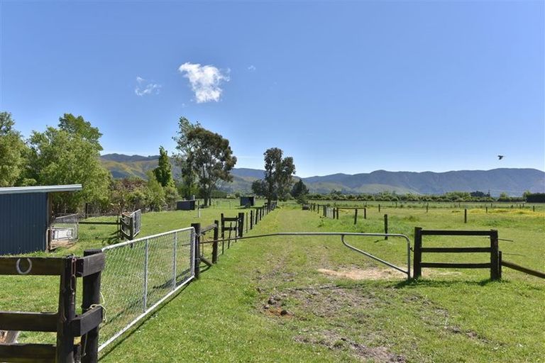 Photo of property in 8 Plachatsh Lane, Oxford, 7430