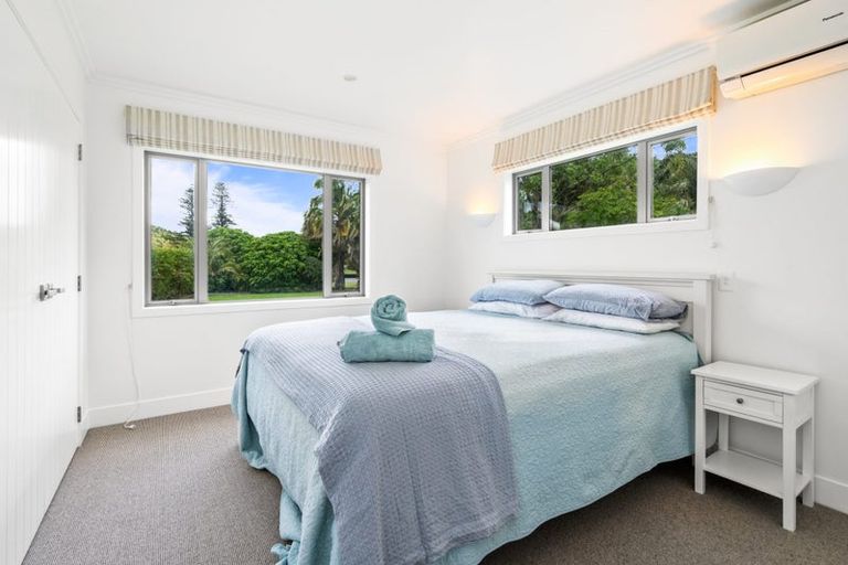 Photo of property in 2 Meridian Place, Matapouri, Whangarei, 0173