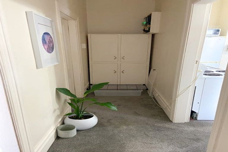 Photo of property in 1/98 Birkenhead Avenue, Birkenhead, Auckland, 0626