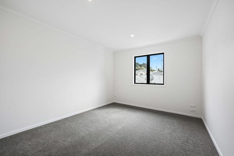 Photo of property in 2/26 Hunter Street, Hamilton Lake, Hamilton, 3204