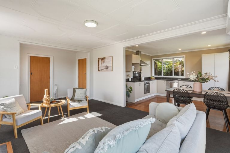 Photo of property in 73 Mcdonald Street, Mosgiel, 9024