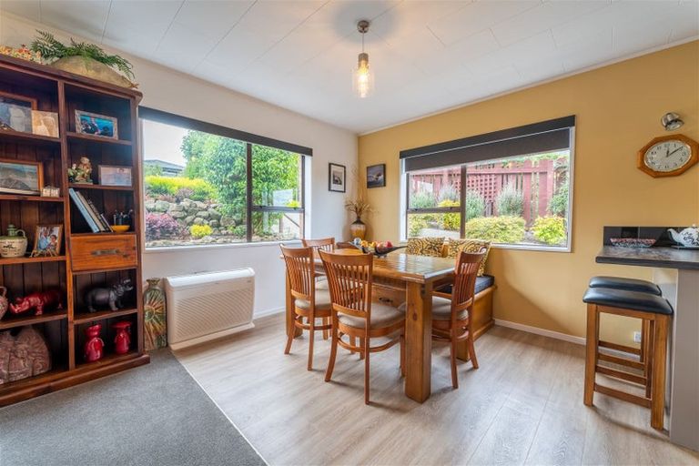 Photo of property in 15 Leven Street, South Hill, Oamaru, 9400