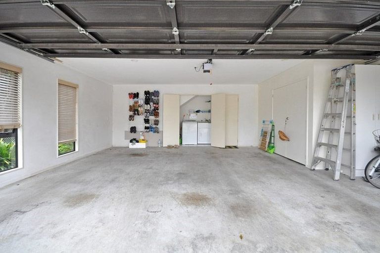 Photo of property in 27c Challinor Street, Pakuranga, Auckland, 2010