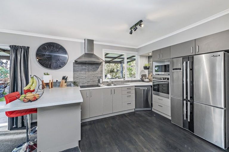 Photo of property in 6 Clayton Road, Amberley, 7410