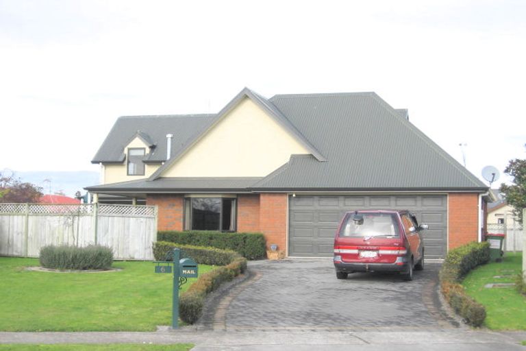 Photo of property in 6 Fencourt Place, Rototuna North, Hamilton, 3210